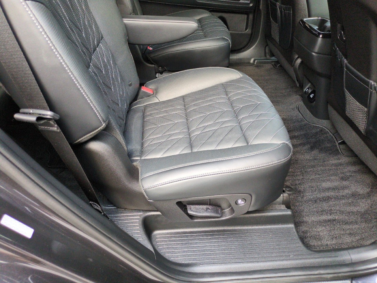 Certified 2025 Kia Telluride SX Prestige X-Line AWD/4WD image 35