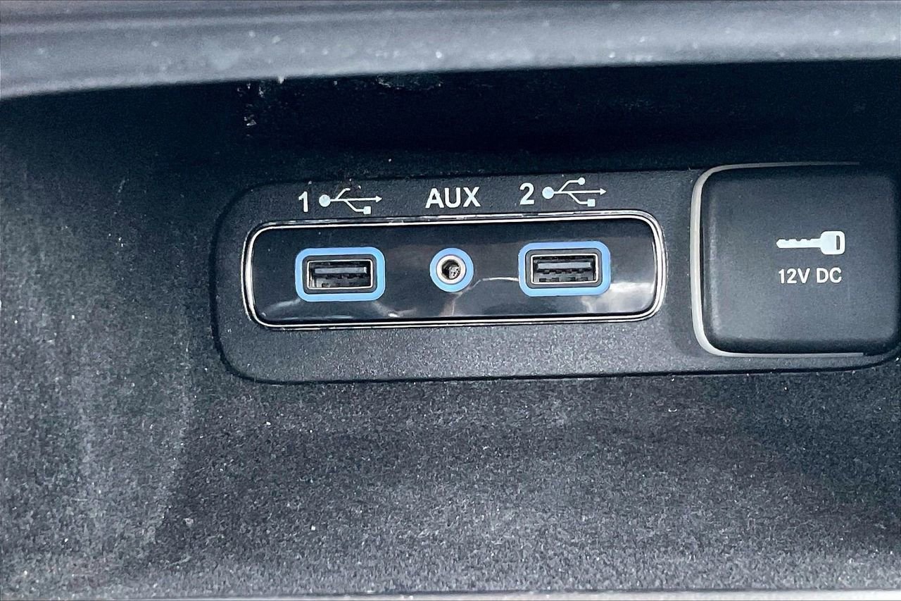 Used 2019 Jeep Grand Cherokee Laredo image 18