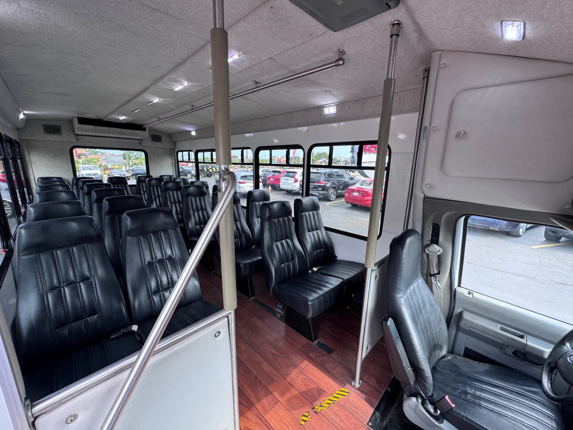 Used 2016 Ford E-450 and Econoline 450 Super Duty w/ Shuttle Bus Prep Package RWD image 13