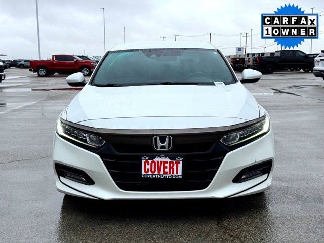 Used 2018 Honda Accord Sport image 3