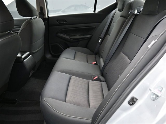 Used 2024 Nissan Altima 2.5 SV image 25