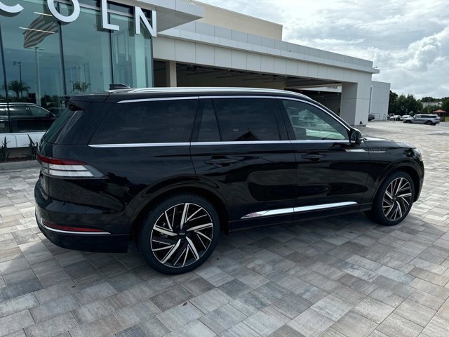New 2025 Lincoln Aviator Black Label video 2