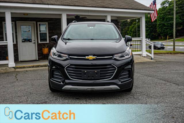Used 2020 Chevrolet Trax LT w/ LT Convenience Package FWD image 11