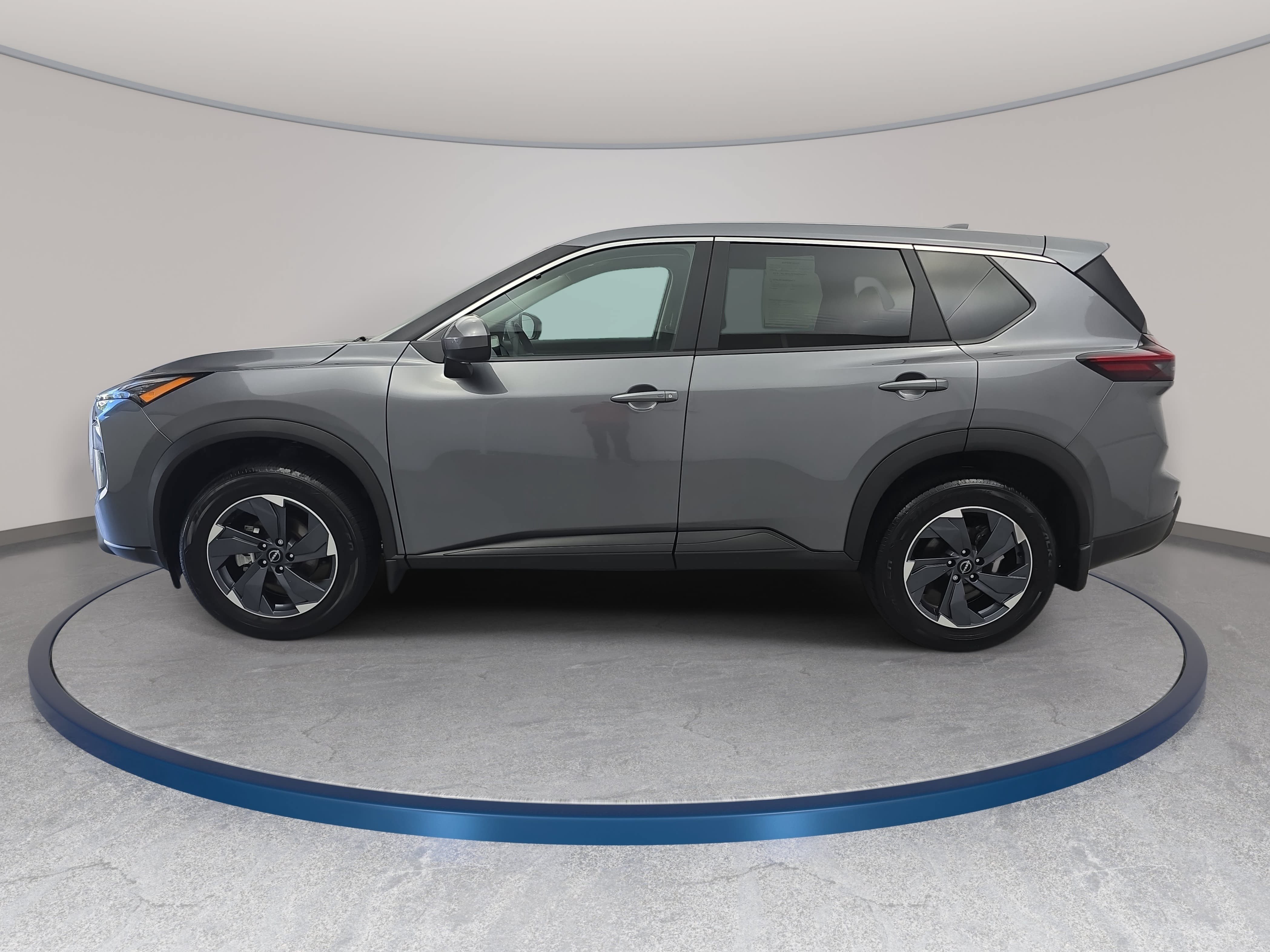 Certified 2026 Nissan Rogue SV FWD image 8