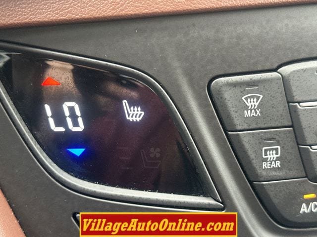 Used 2017 Buick Envision Essence AWD/4WD image 25