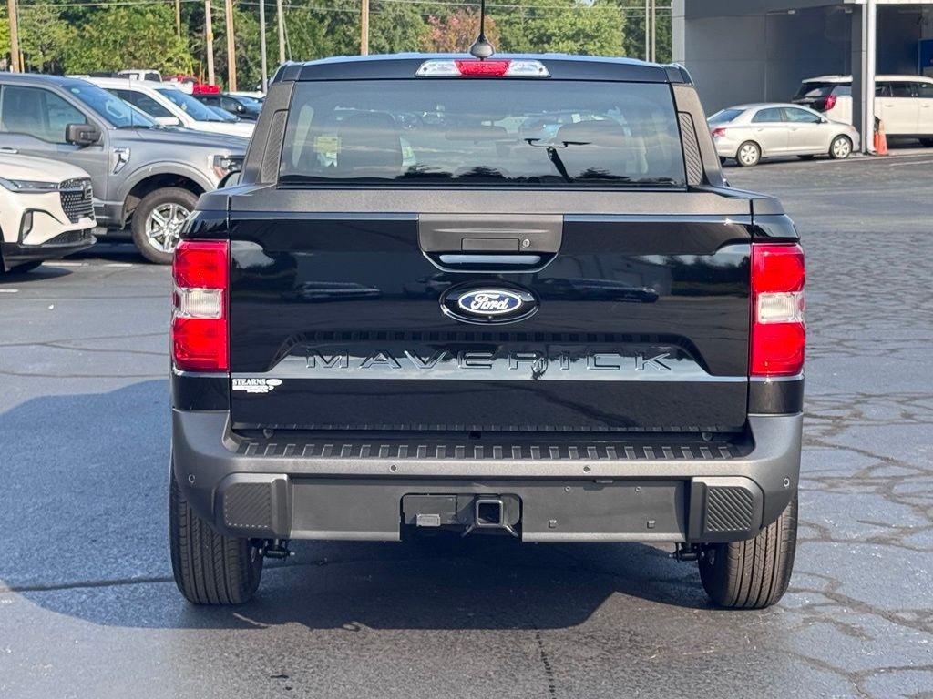 New 2026 Ford Maverick XLT w/ XLT Luxury Package FWD image 18