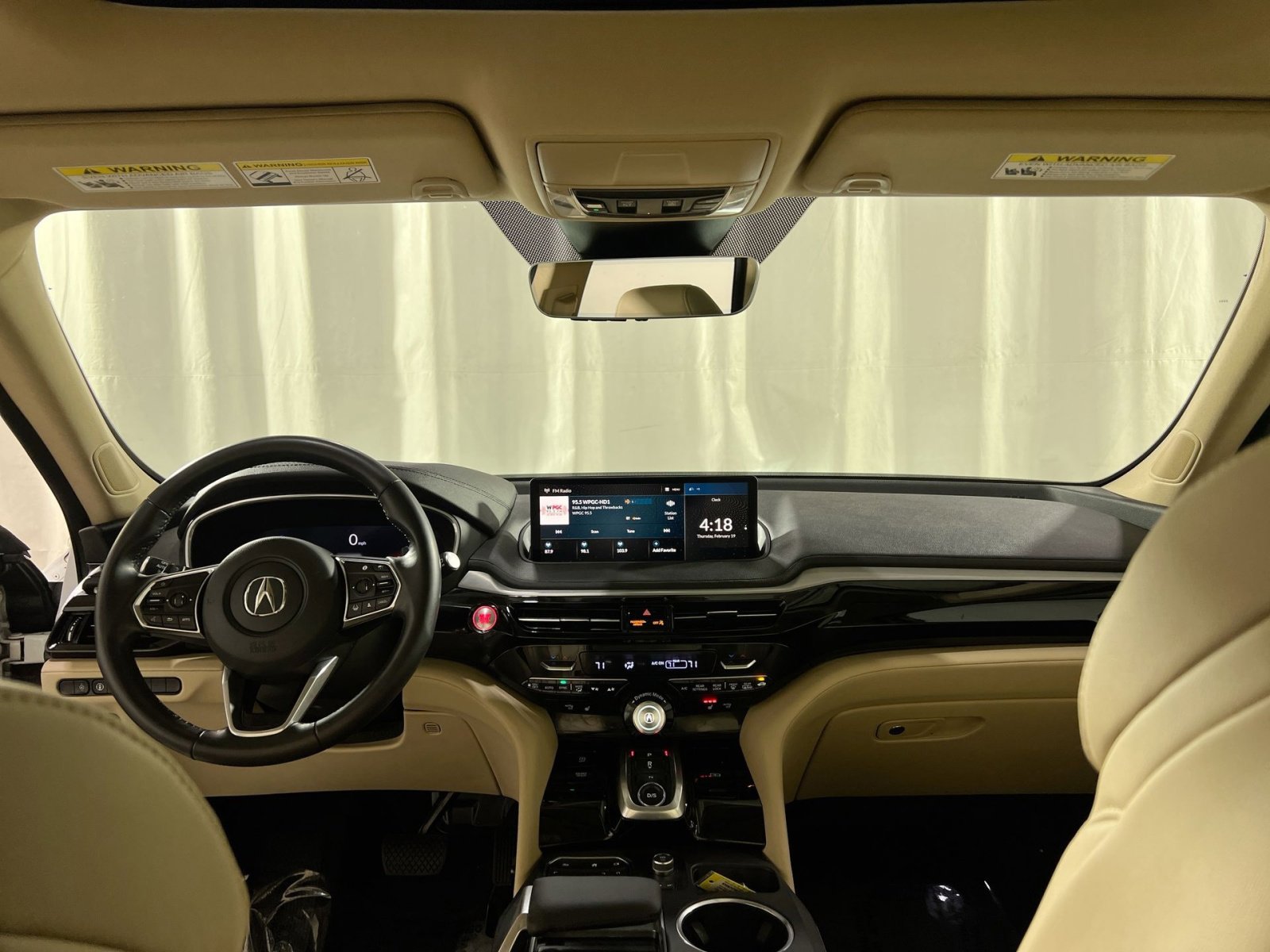 Used 2023 Acura MDX SH-AWD image 17