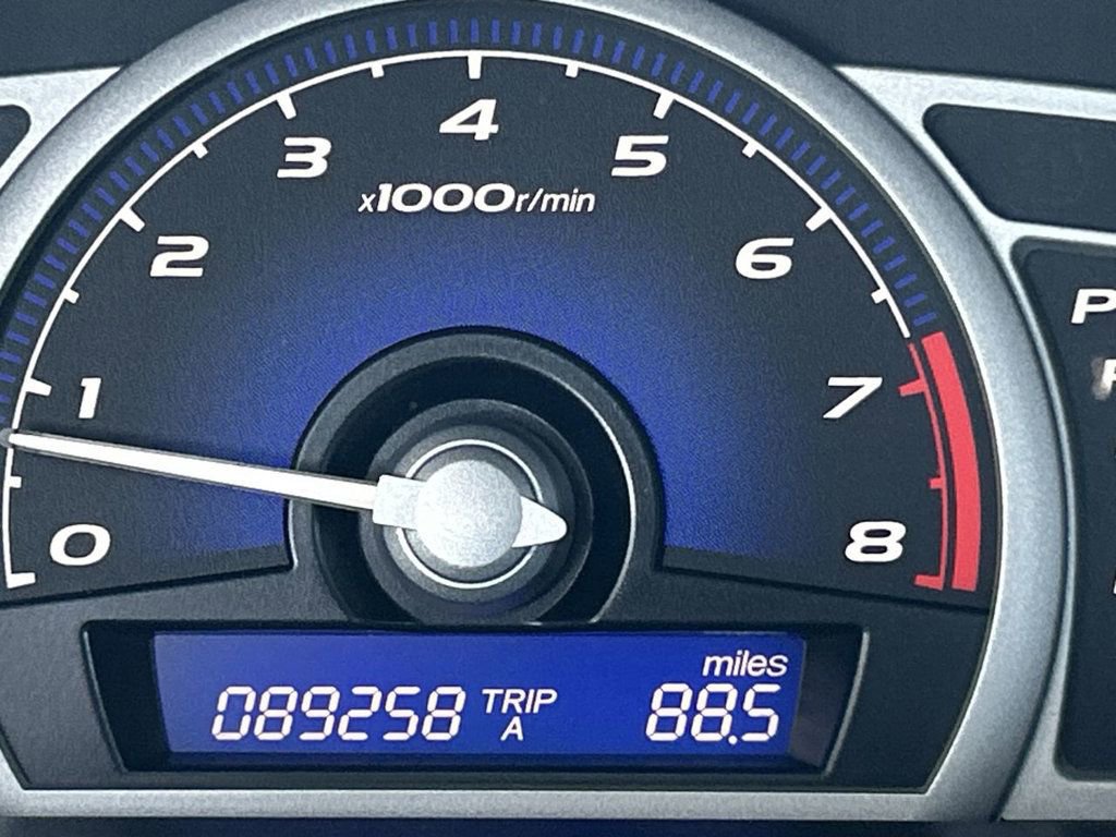 Used 2011 Honda Civic LX image 16