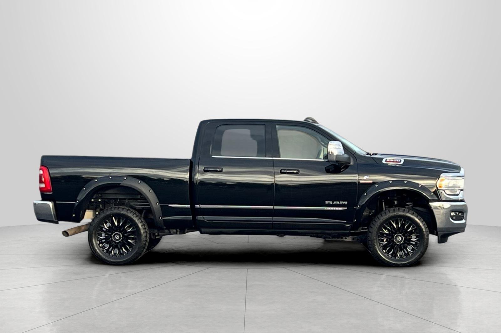 Used 2024 RAM 2500 Limited image 4