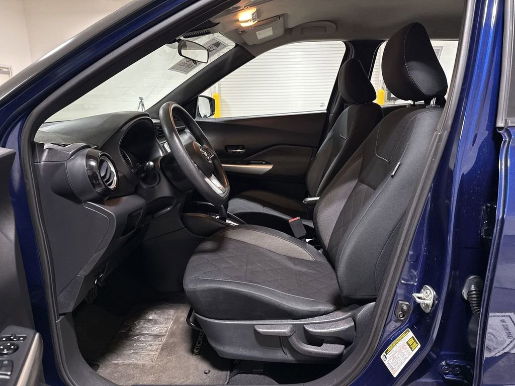 Used 2020 Nissan Kicks SV FWD image 19