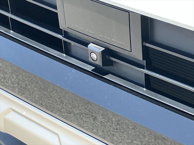 Certified 2025 Toyota 4Runner Limited AWD/4WD image 12