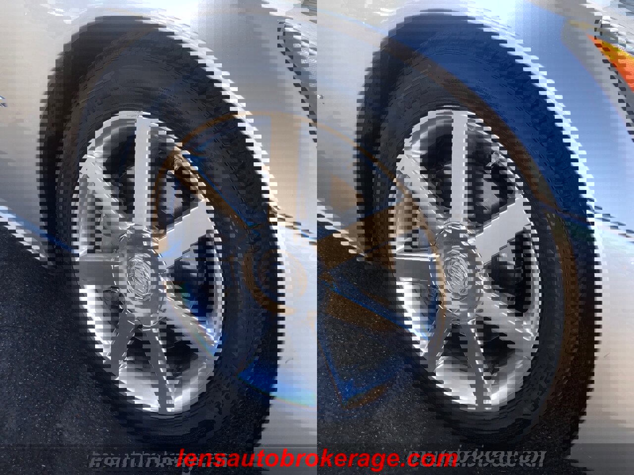 Used 2004 Cadillac XLR image 22