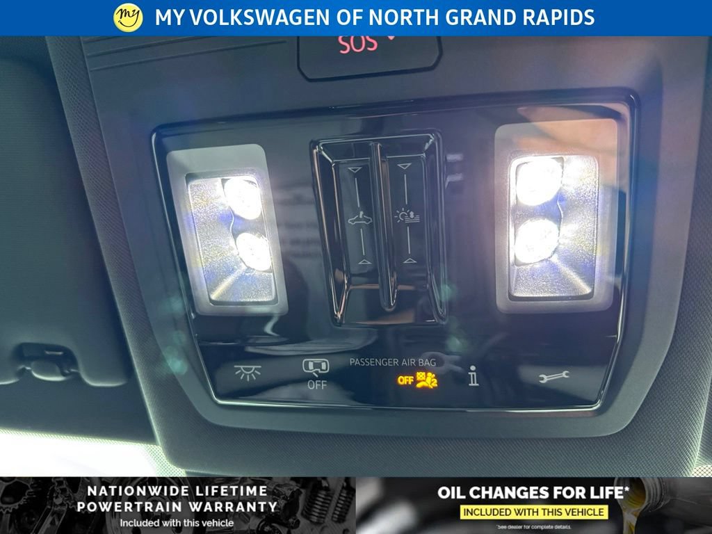 New 2026 Volkswagen Tiguan SE R-Line AWD/4WD image 24