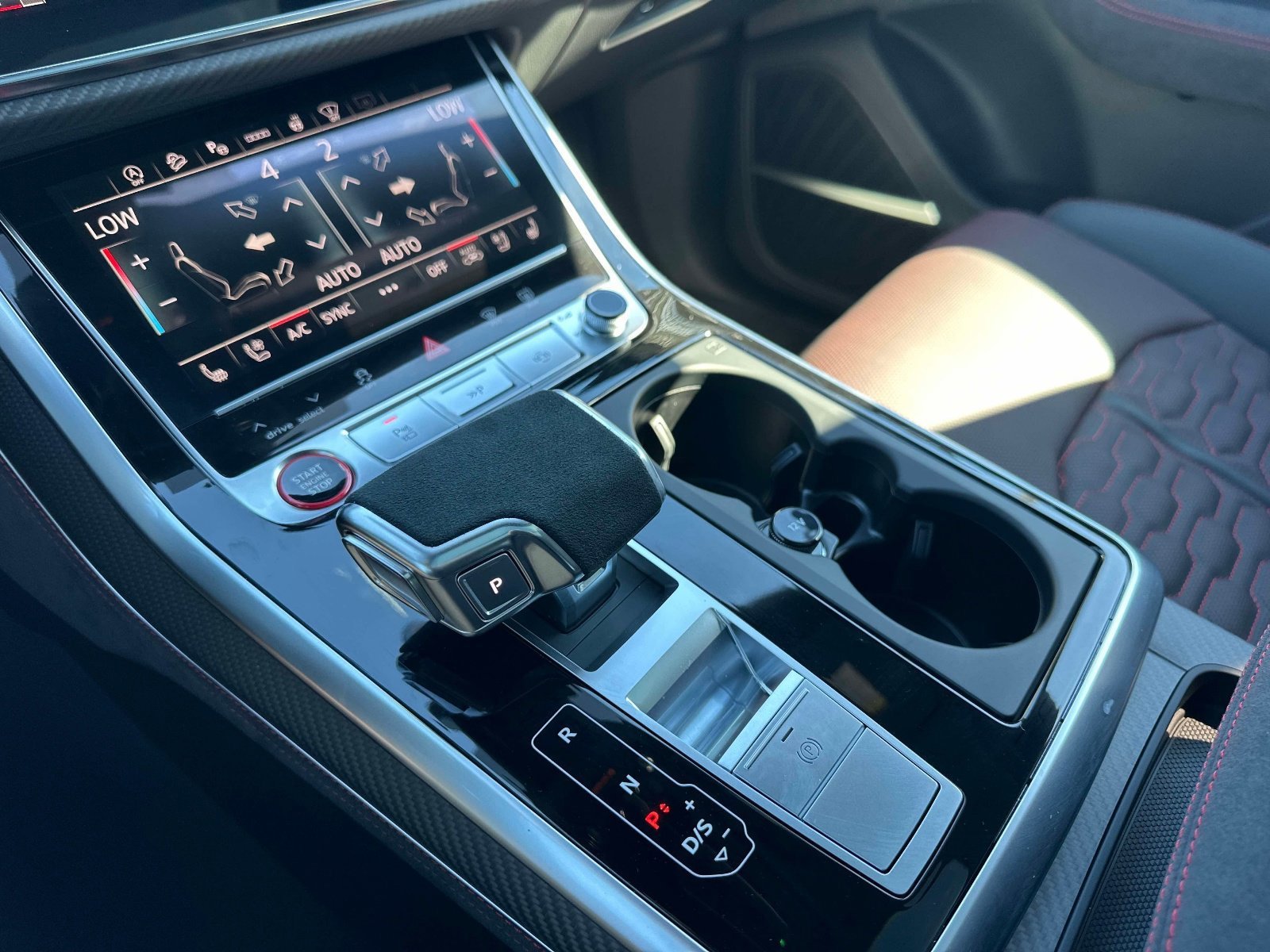 New 2026 Audi RS Q8 performance AWD/4WD image 28