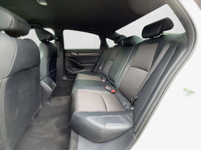 Used 2018 Honda Accord Sport image 18