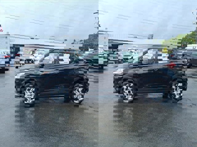 New 2025 Nissan Kicks Play S video 2