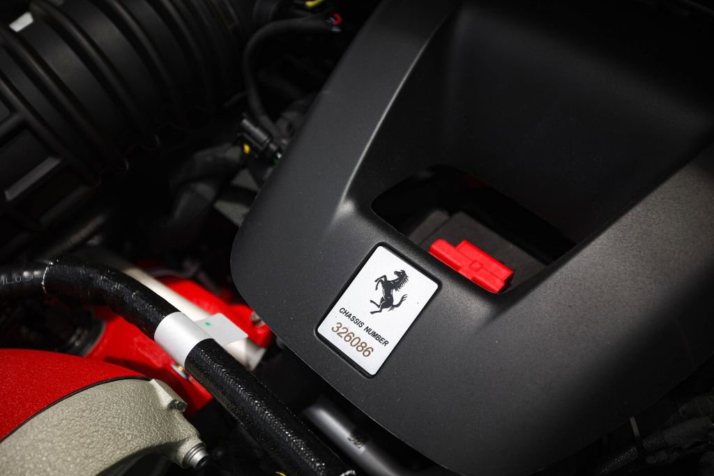 Used 2026 Ferrari Purosangue image 25