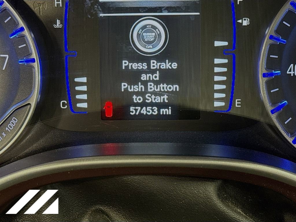 Used 2020 Chrysler Pacifica Touring-L FWD image 14