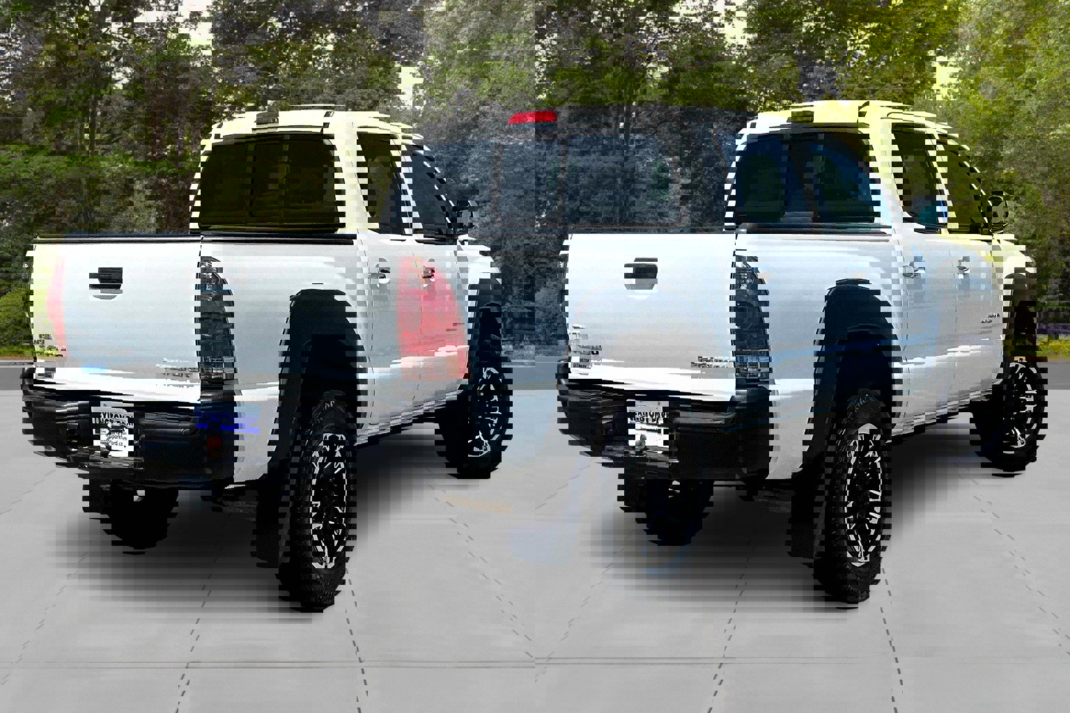 Used 2015 Toyota Tacoma PreRunner w/ Convenience Package RWD image 5