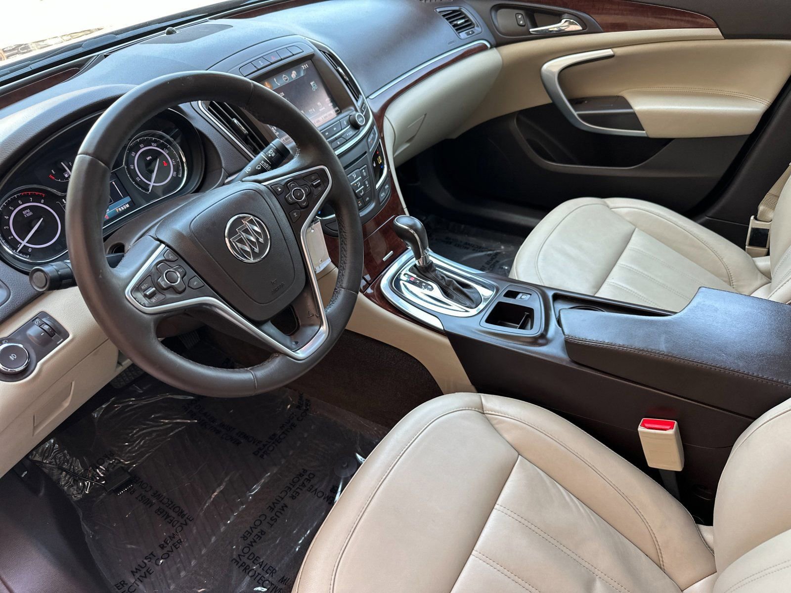 Used 2016 Buick Regal FWD image 10