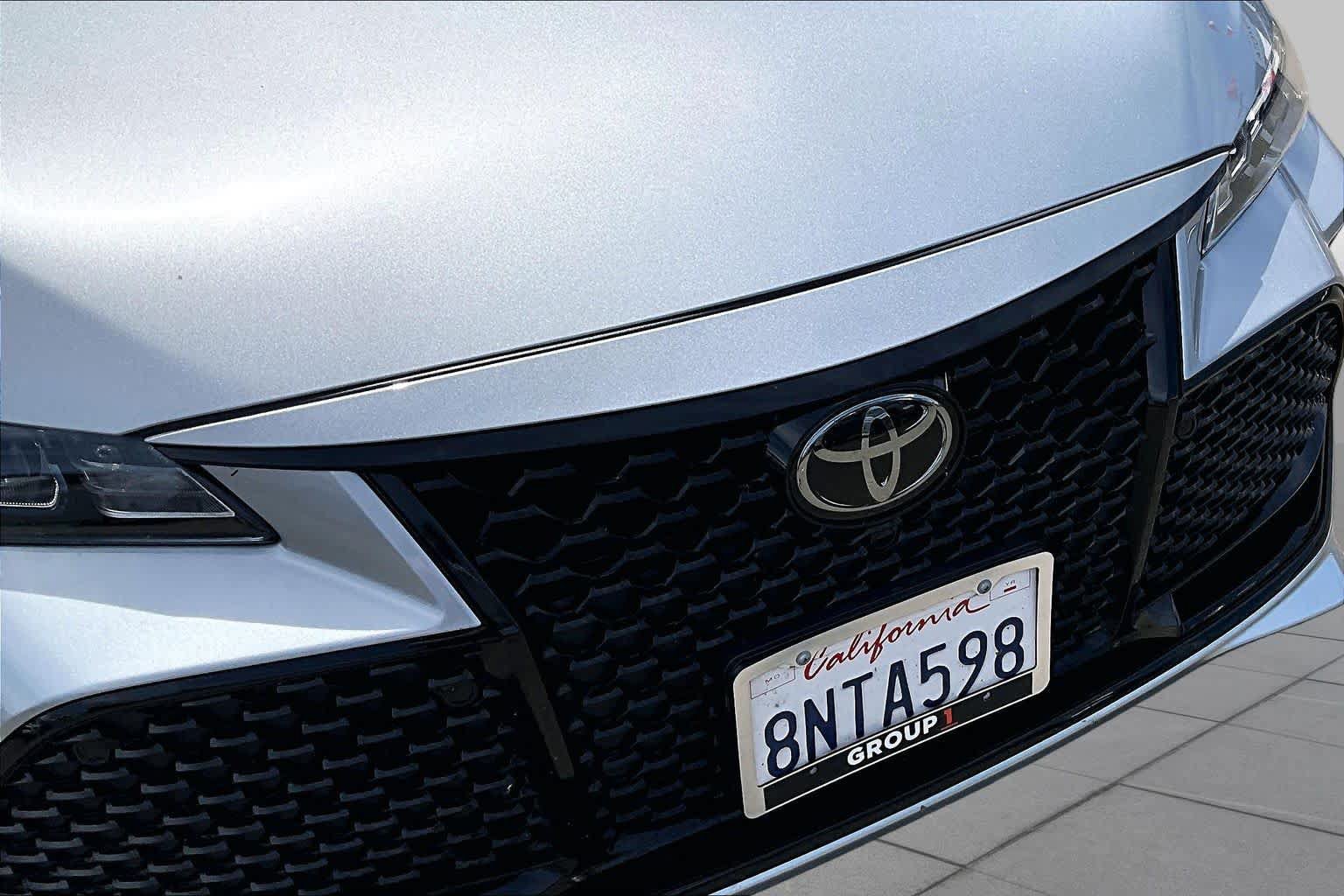 Used 2019 Toyota Avalon XSE FWD image 29