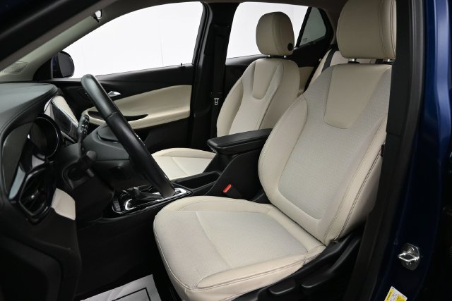 Used 2023 Buick Encore GX Preferred FWD image 11
