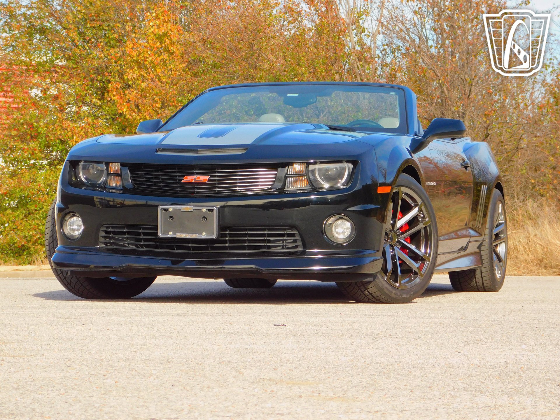 Used 2011 Chevrolet Camaro SS RWD image 2