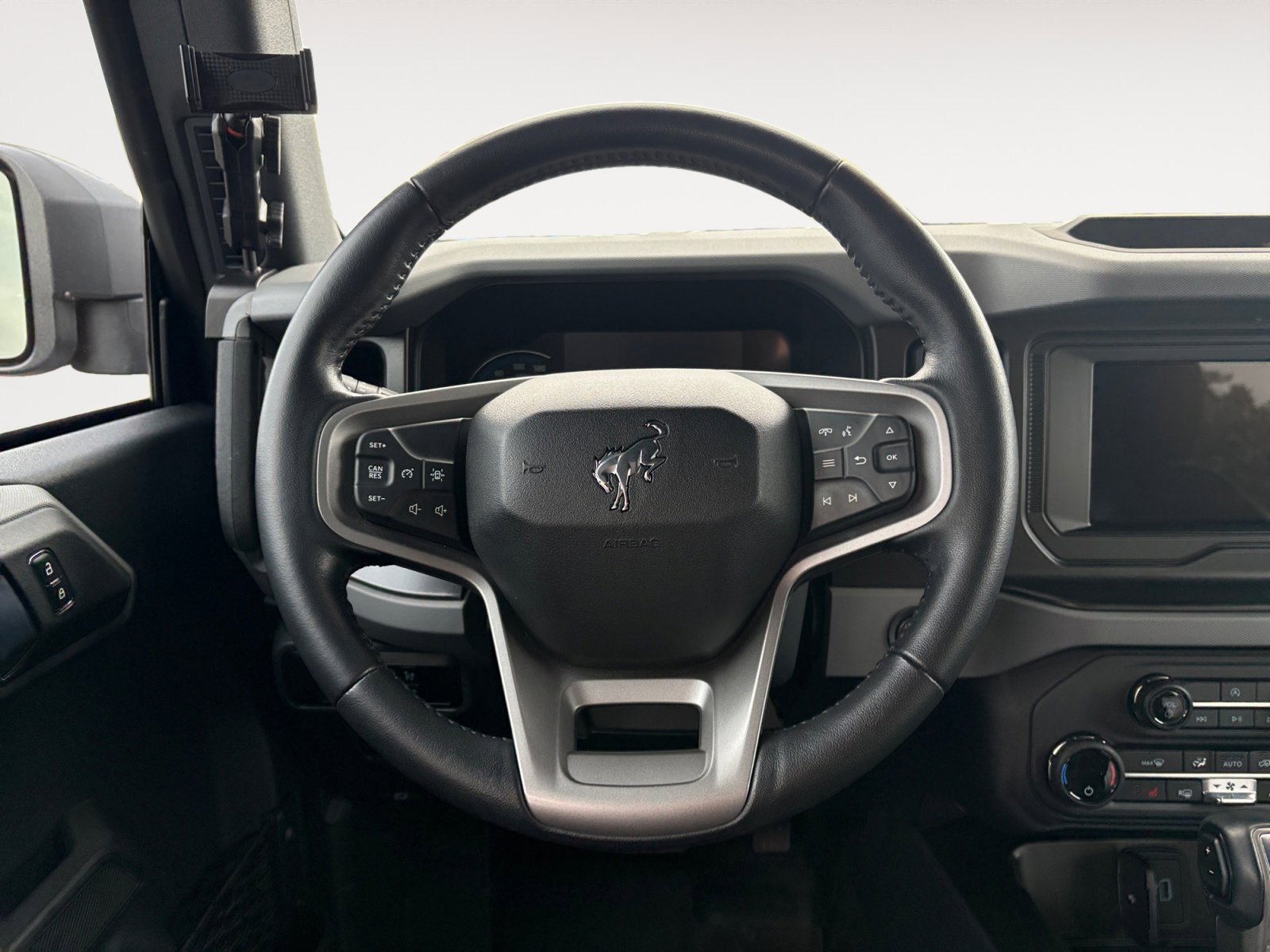 Used 2023 Ford Bronco Big Bend image 14