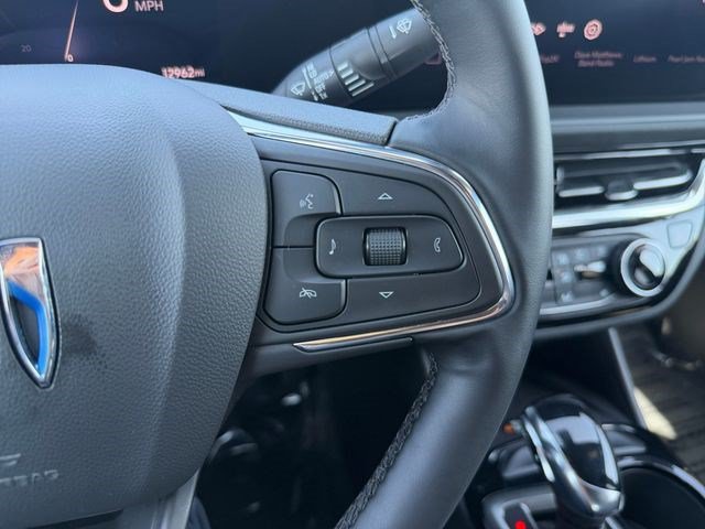 Used 2025 Buick Envista Sport Touring w/ Convenience I Package FWD image 23