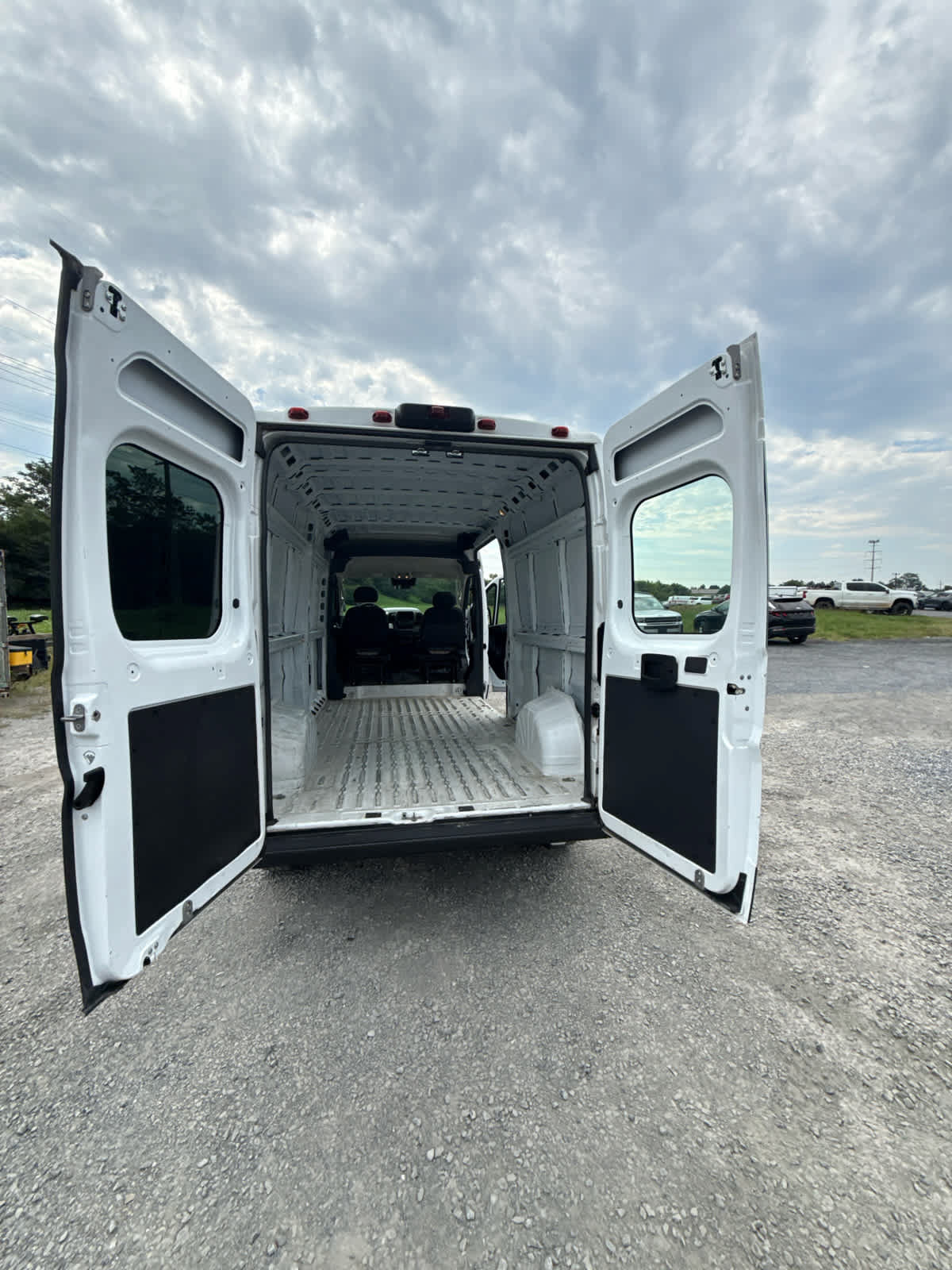 Used 2023 RAM ProMaster 2500 FWD image 42