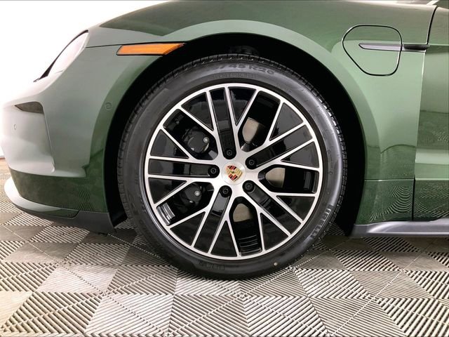 Used 2025 Porsche Taycan AWD/4WD image 23