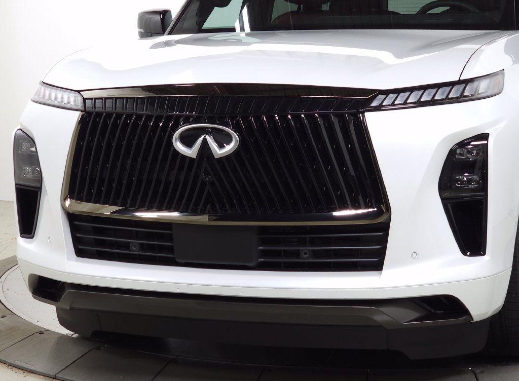 Used 2026 INFINITI QX80 Autograph w/ Premium Cargo Package AWD/4WD image 11