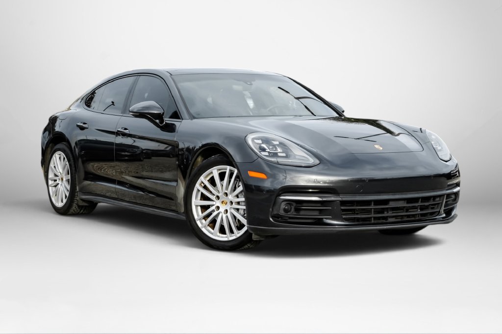 Used 2018 Porsche Panamera 4 AWD/4WD image 4
