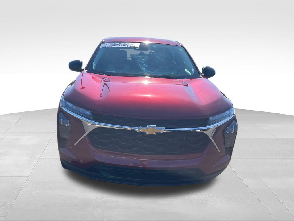 Used 2025 Chevrolet Trax LS FWD image 8