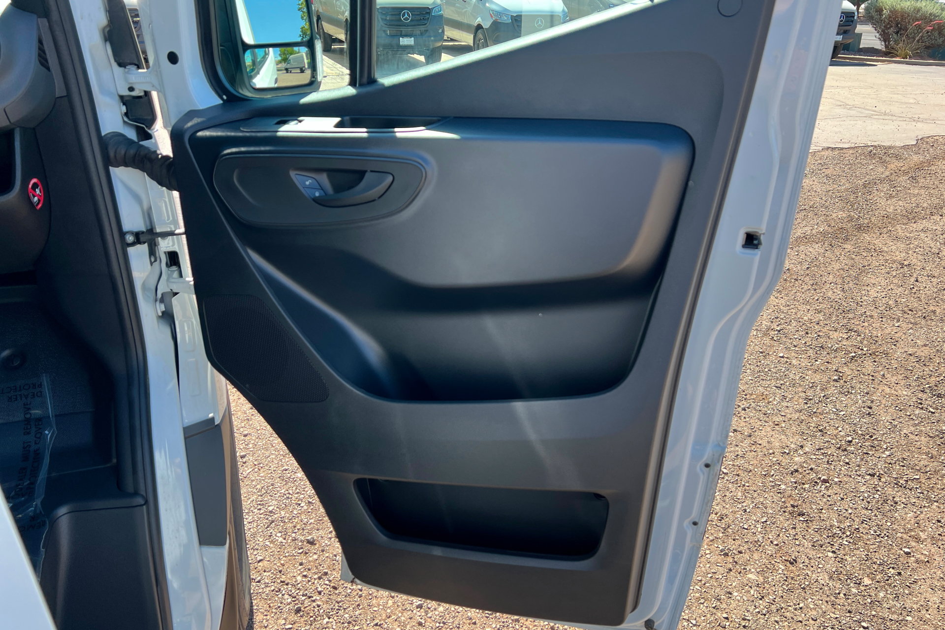 New 2025 Mercedes-Benz Sprinter 2500 image 17