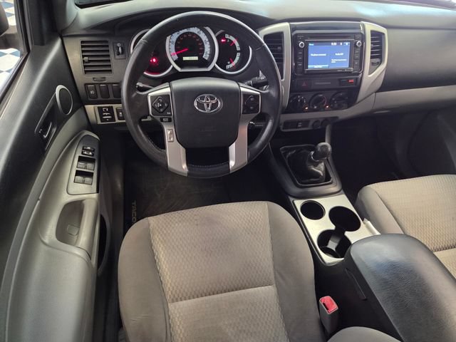 Used 2015 Toyota Tacoma 4x4 Double Cab w/ SR5 Package image 13