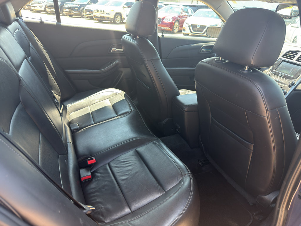 Used 2015 Chevrolet Malibu LT w/ Leather Package FWD image 24