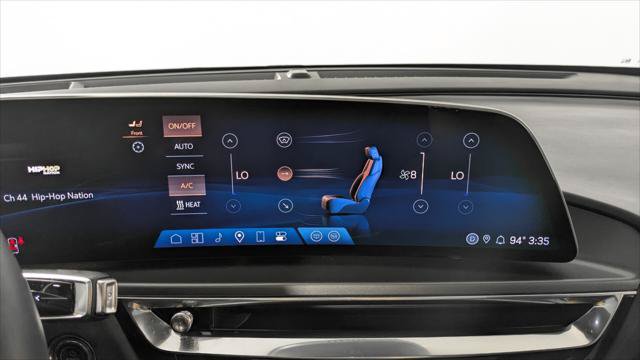 Used 2024 Cadillac Lyriq Tech RWD image 33