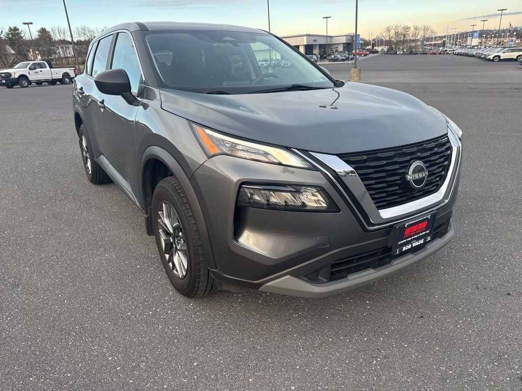 Used 2023 Nissan Rogue S image 7