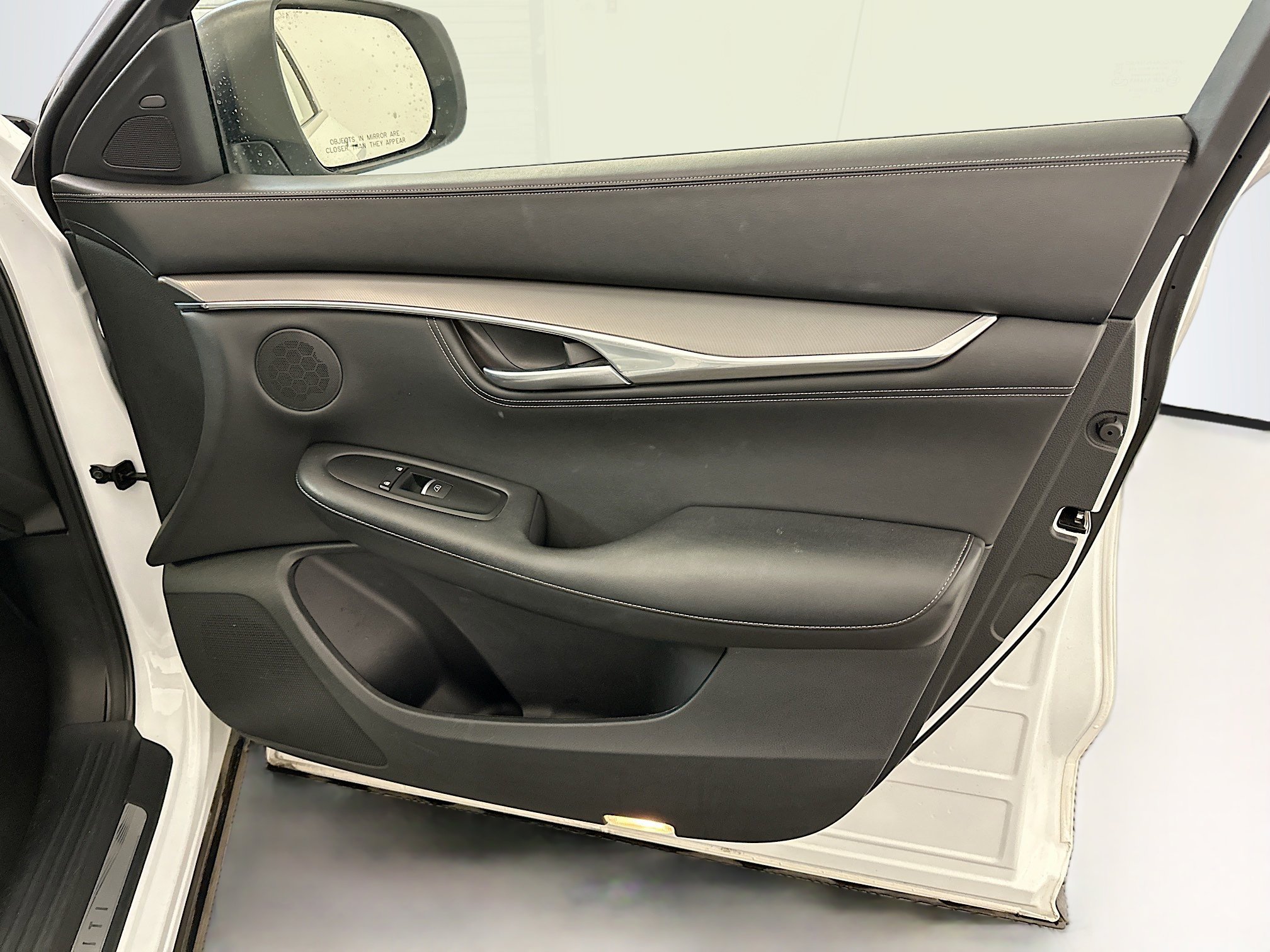 Used 2024 INFINITI QX55 Luxe image 34