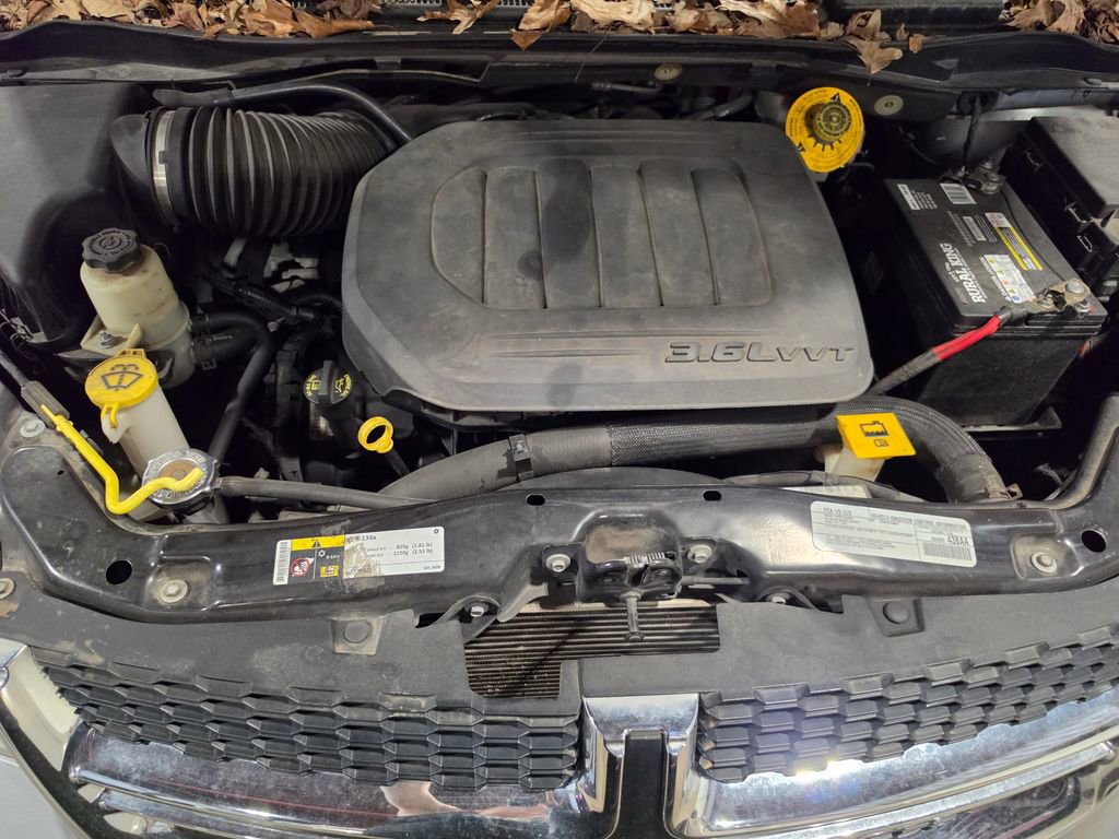 Used 2019 Dodge Grand Caravan SXT FWD image 9