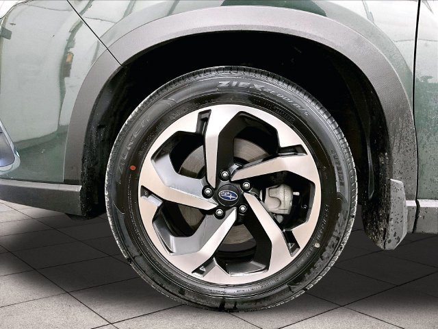 Used 2023 Subaru Forester Touring AWD/4WD image 8