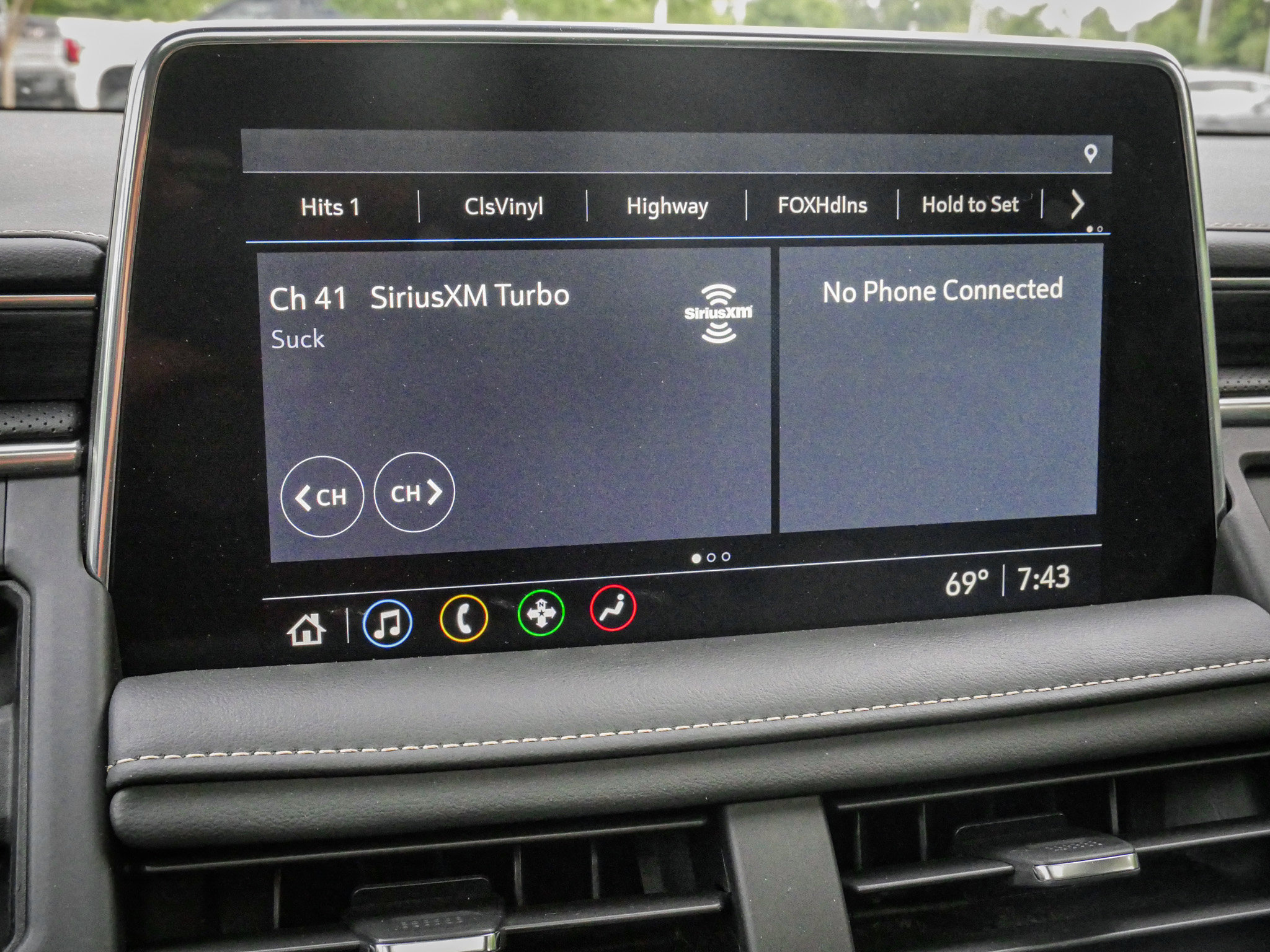 Used 2021 GMC Yukon XL SLT w/ SLT Luxury Plus Package AWD/4WD image 23