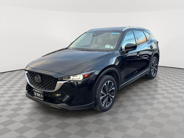 Used 2023 MAZDA CX-5 AWD 2.5 S w/ Premium Plus Pkg image 3