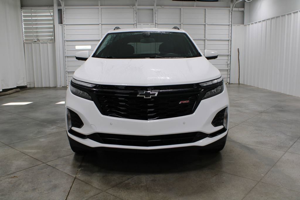 Used 2024 Chevrolet Equinox RS w/ RS Leather Package image 3