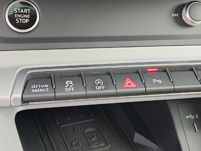 Certified 2024 Audi Q3 2.0T Premium AWD/4WD image 27