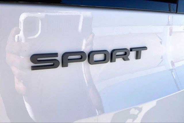 New 2026 Land Rover Range Rover Sport Dynamic SE image 9