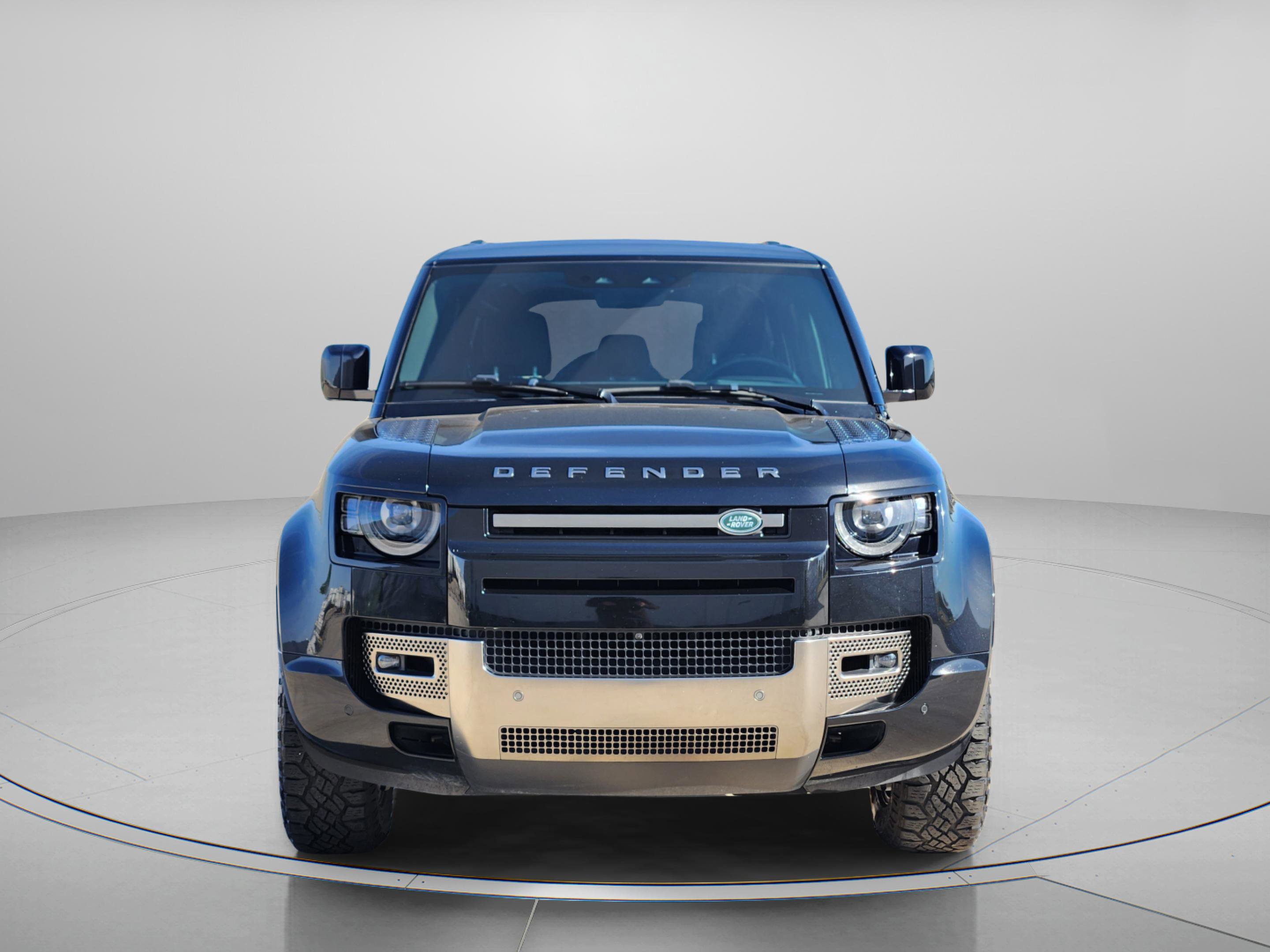 Used 2020 Land Rover Defender 110 X image 6