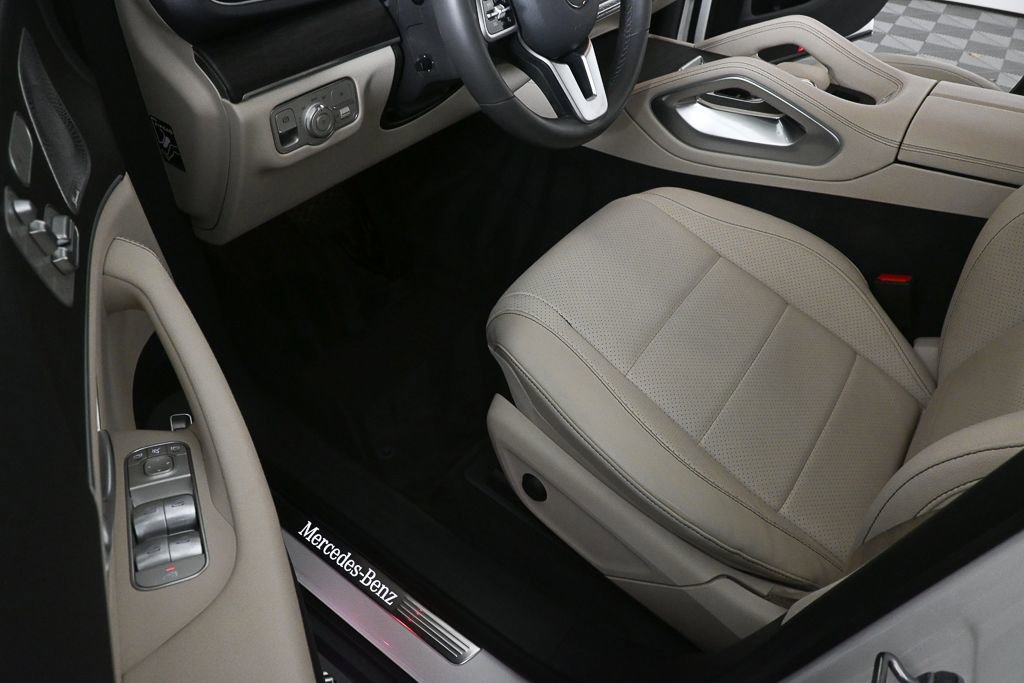 Used 2020 Mercedes-Benz GLE 350 4MATIC image 7