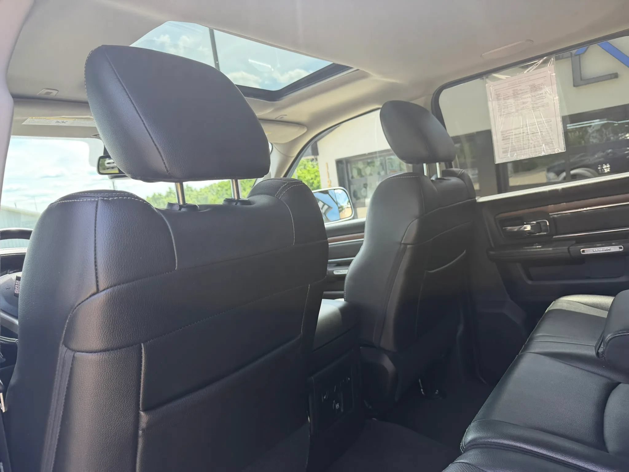 Used 2017 RAM 2500 Laramie w/ Snow Chief Group AWD/4WD image 38